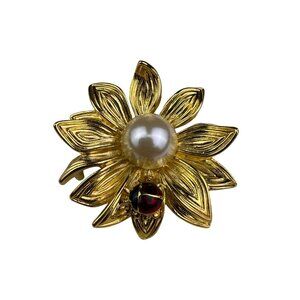 Anne Klein Womens Gold Tone Metal Sunflower Pin Brooch With Faux Pearl & Red Lad